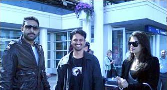 Spotted: Abhishek, Aishwarya at Chicago airport