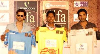 Bollywood stars to take on Sri Lankan cricketers