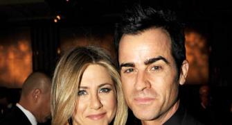 Jennifer Aniston gets engaged to Justin Theroux