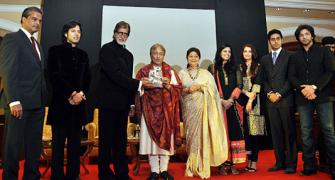 PIX: Bachchans get together with Amjad Ali Khan