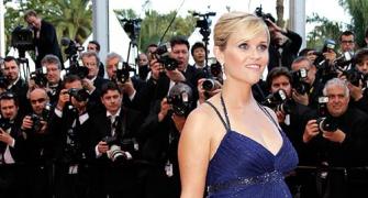 Reese Witherspoon announces pregnancy