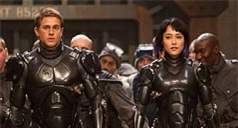 Review: Pacific Rim is big-scale awesomeness!