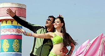 Review: Himmatwala is strictly for one-time laughs