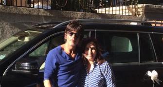 Shah Rukh Khan gifts Mercedes to Farah Khan