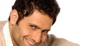 Shiney Ahuja to make acting comeback with a Bhatt film?