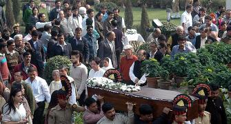 PHOTOS: Suchitra Sen's last journey