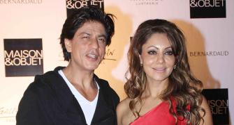 PIX: Shah Rukh and Gauri throw a party for friends