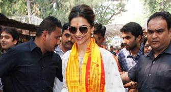 PIX: Deepika visits Mumbai's Siddhivanayak Temple