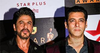 PIX: Shah Rukh, Salman rock the Screen Awards