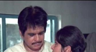 Quiz: What is Dilip Kumar's newspaper called in Mashaal?