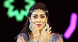PIX: Shriya Saran sizzles at CineMAA Awards