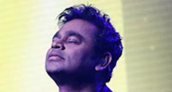 PIX: Rahman performs in Mumbai