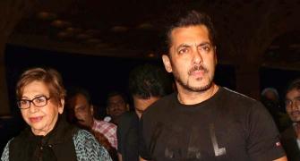 Salman leaves for IIFA with Helen
