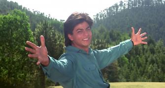 25 SPECTACULAR FRAMES of Shah Rukh Khan