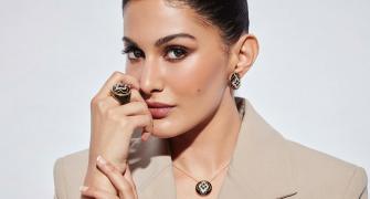 Amyra Lets Her Eyes Do The Talking