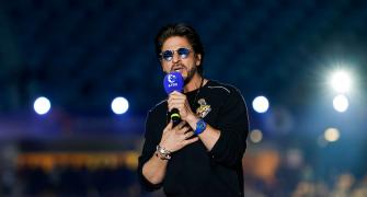 SRK Blows A Kiss From Burj Khalifa