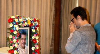 Aamir, SRK's Last Salute To Mr Bandekar