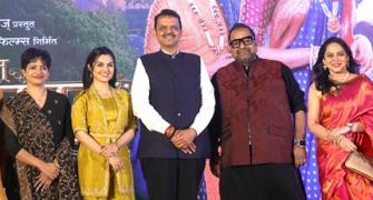 Watch Shankar Mahadevan Sing!