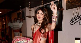 Shilpa Shows Off Her Mehendi