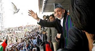 Afghan polls: Karzai faces tough battle