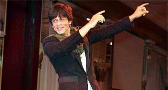 US Khan: SRK detained, grilled at airport