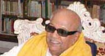 DMK chief Karunanidhi hints at retirement