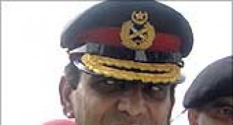 We will be victorious in war against extremism: Pak army chief