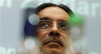 WikiLeaks: Zardari's rhetoric and US 'phone call'
