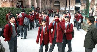 Pix: No winter vacations for Kashmir students!