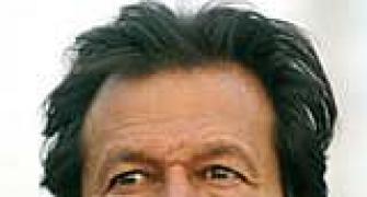 Imran Khan in favour of dialogue with Taliban