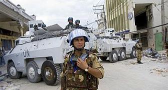 Indian troops guard quake-hit Haiti's wealth