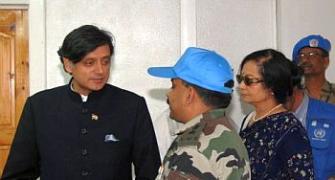 Tharoor visits Haiti, hails Indian peacekeepers