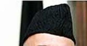 Pak asks Karzai to share info about attack on spy chief