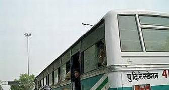 Delhi gang-rape: Crackdown on buses with tinted glass