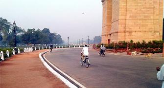 Father of 26/11 martyr begins epic cycle journey