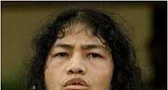 Irom Sharmila seeks Hazare's help for AFSPA repeal