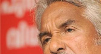 Tamilians are SAFE in Kerala, Chandy assures Karunanidhi