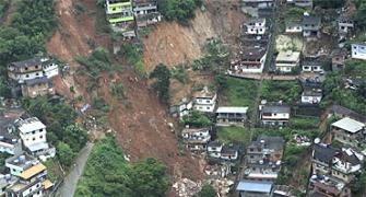 PIX: Mudslides cause mayhem in Brazil, 430 killed