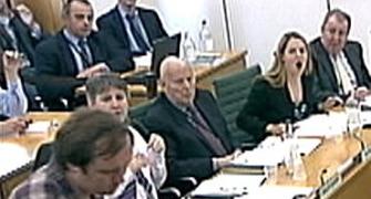 Rupert Murdoch hit with a plate in UK Parliament