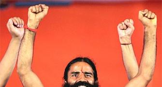 Ramdev to build 11000 strong 'sena' to battle the police