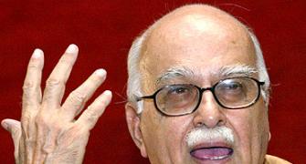 Advani refuses Gandhinagar seat; wants to contest from Bhopal