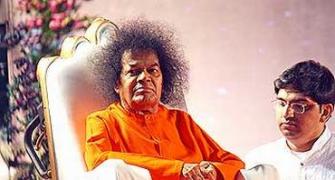 Rs 11.5 cr, 98 kg gold found in Sai Baba's room