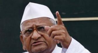Govt cheating people, will fast from Aug 16: Anna