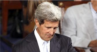 Kerry expresses sympathy with victims of H'bad blasts
