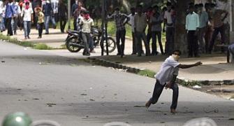 Activists set to cut Telangana off from India