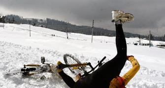 IMAGES: Kashmir wakes up to a snowy surprise