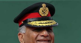 Army chief names Tejinder Singh in bribery complaint