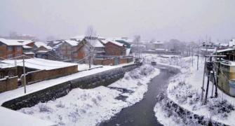 In PHOTOS: Kashmir battles with power crisis, extreme cold
