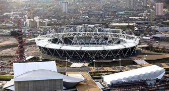 UK cop leaves 'secret' London Olympics dossier on train