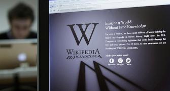 Pak unblocks Wikipedia, site stands firm on content